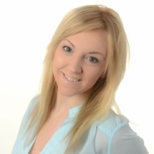 Sarah Eadie Photo 24