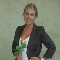 Stefanie Kuhn Photo 5