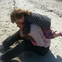 Angela Holmberg Photo 5