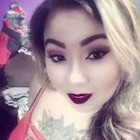Elizabeth Flores Photo 16