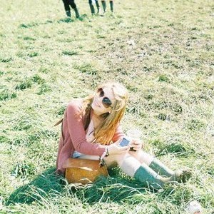 Alice Bennett Photo 4