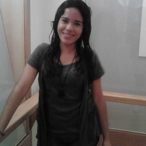 Janet Vega Photo 25