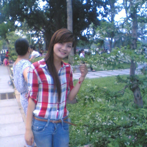 Hanh Hoang Photo 16