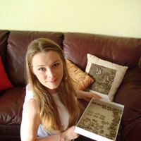 Elizabeth Alexander Photo 46