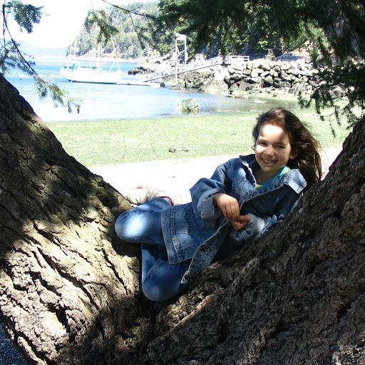 Maria Moore Photo 16