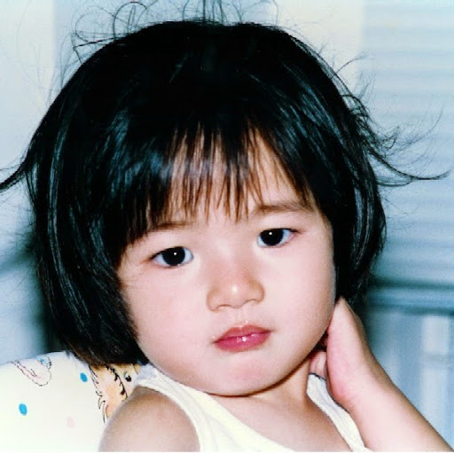 Catherine Chau Photo 16