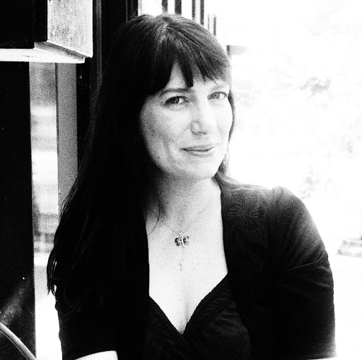 Helen Ireland Photo 17