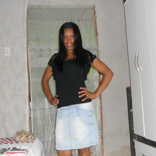 Midian Santos Photo 7