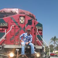 Adan Ruelas Photo 9