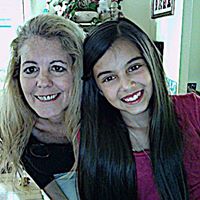 Lisa Gonzalez Photo 15