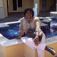 Jeanette Levy Photo 12