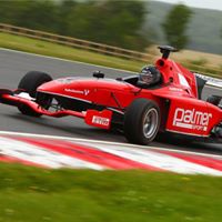 Dominic Hayes Photo 28