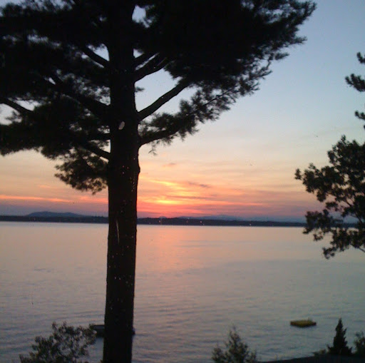 Laura Ragland Photo 13