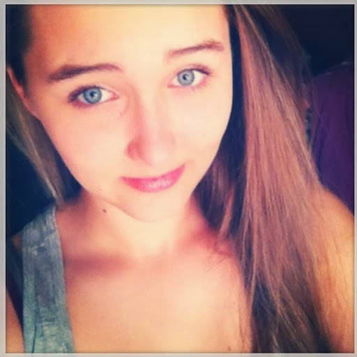 Sarah Merritt Photo 36