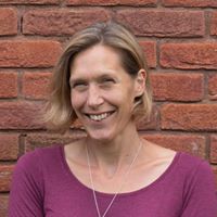 Kate Mackay Photo 28