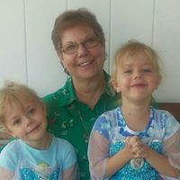 Barbara Miles Photo 21