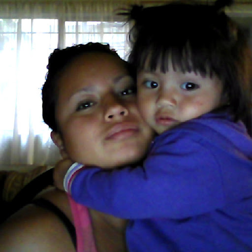 Laura Ayon Photo 8