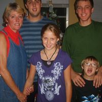 Debbie Leslie Photo 30