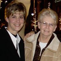 Linda Ward Photo 38