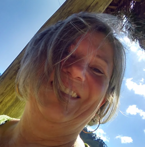 Elizabete Soares Photo 7