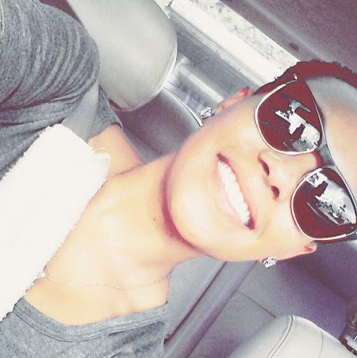 Danielle Johnson Photo 18