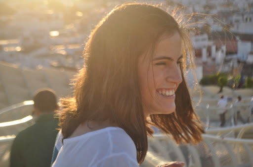 Julia Guillen Photo 16