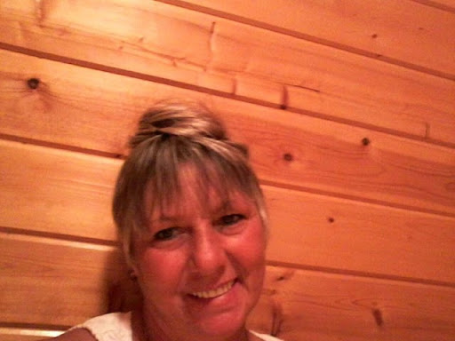Sandra Anderson Photo 14