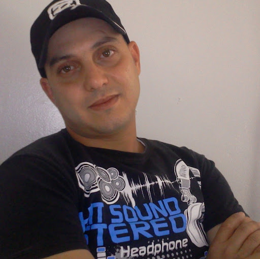 Ali Mourad Photo 22
