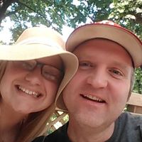 Kelly Freeland Photo 20
