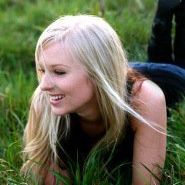 Kara Thomas Photo 37