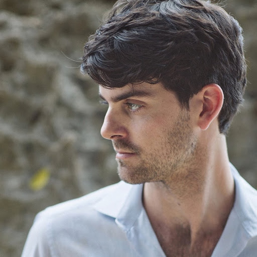 Alex Daro Photo 6