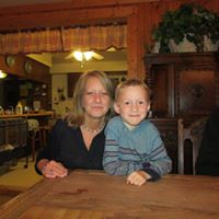 Leslie Schroeder Photo 32