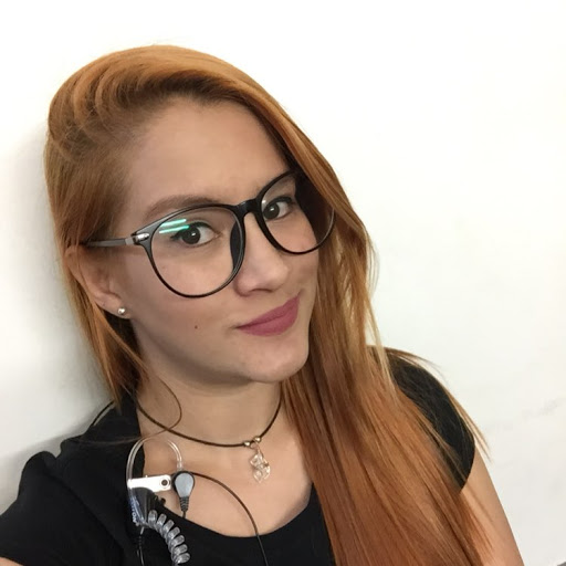 Elizabeth Quintero Photo 20