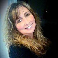 Tanya Holden Photo 10