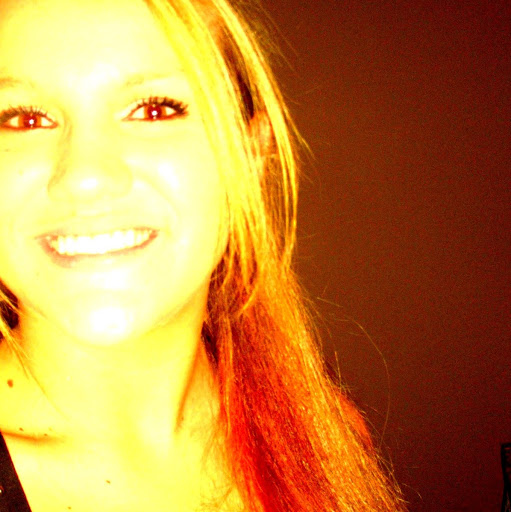 Kelly Cain Photo 12