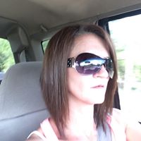 Lisa Milholen Photo 3