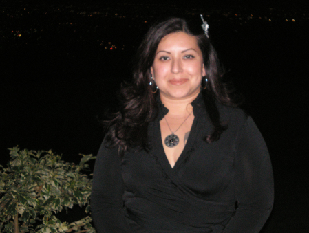 Lorraine Lopez Photo 33
