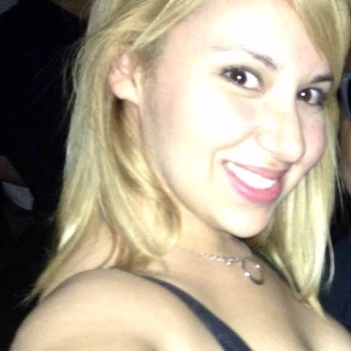 Karina Saenz Photo 23