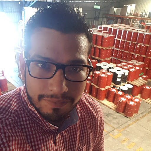Salvador Hernandez Photo 41