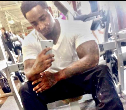 Davion Neal Photo 4