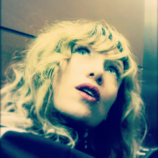 Maria Vergara Photo 19