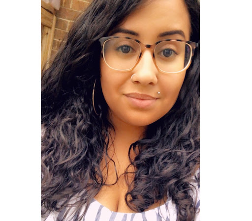 Samantha Hernandez Photo 33