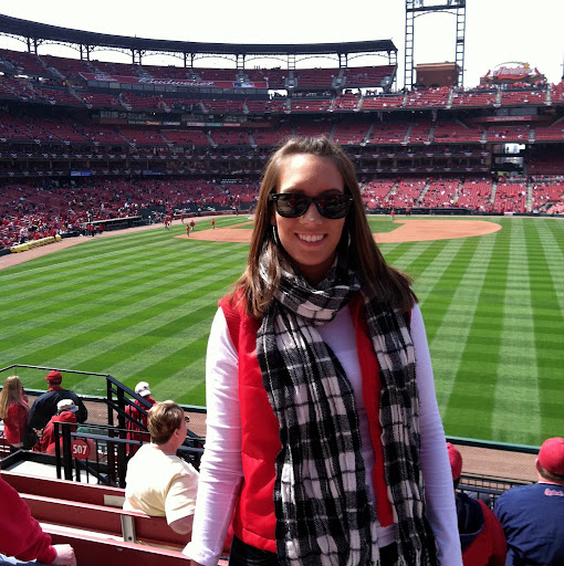 Andrea Halstead Photo 15
