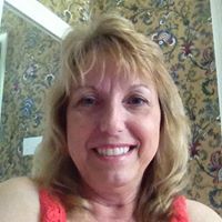Linda Springer Photo 32