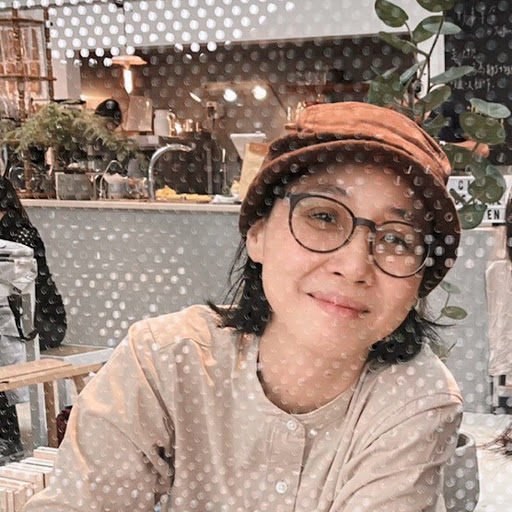 Faith Chen Photo 19