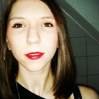 Laura Schlett Photo 1