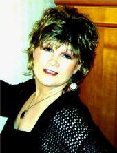 Larae Harris Photo 3