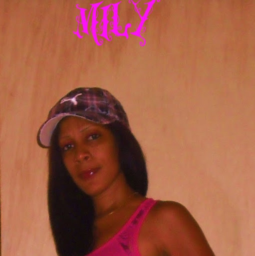 Carmen Molina Photo 40