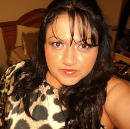 Glenda Campos Photo 19