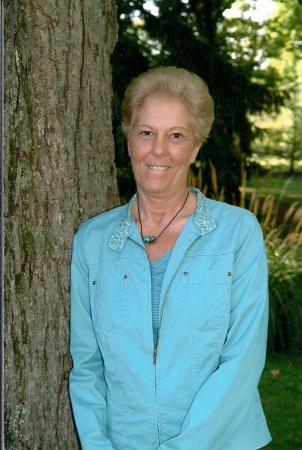 Deborah Stevens Photo 10